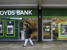 Lloyds Bank To Cut 3,000 Jobs In UK Ahead Of Brexit