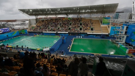Rio Olympic Dive Pool Turns Green, Many Blames Algae