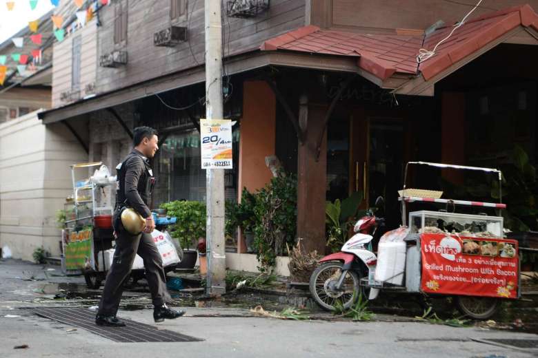 Twin Blasts In Thailand Kills 1, Injures 30