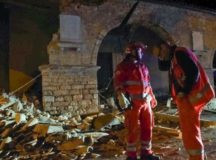 BREAKING: Pair Quakes Kill 300 In Italy