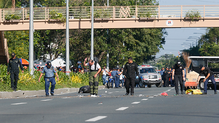 breaking-manila-police-detonates-bomb-near-us-embassy