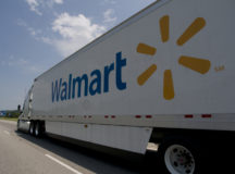 Walmart To Pass On Shipping Savings As Discounts To Online Orders, Store Pickup
