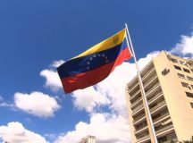 Venezuelan president vowed defending independence of the nation